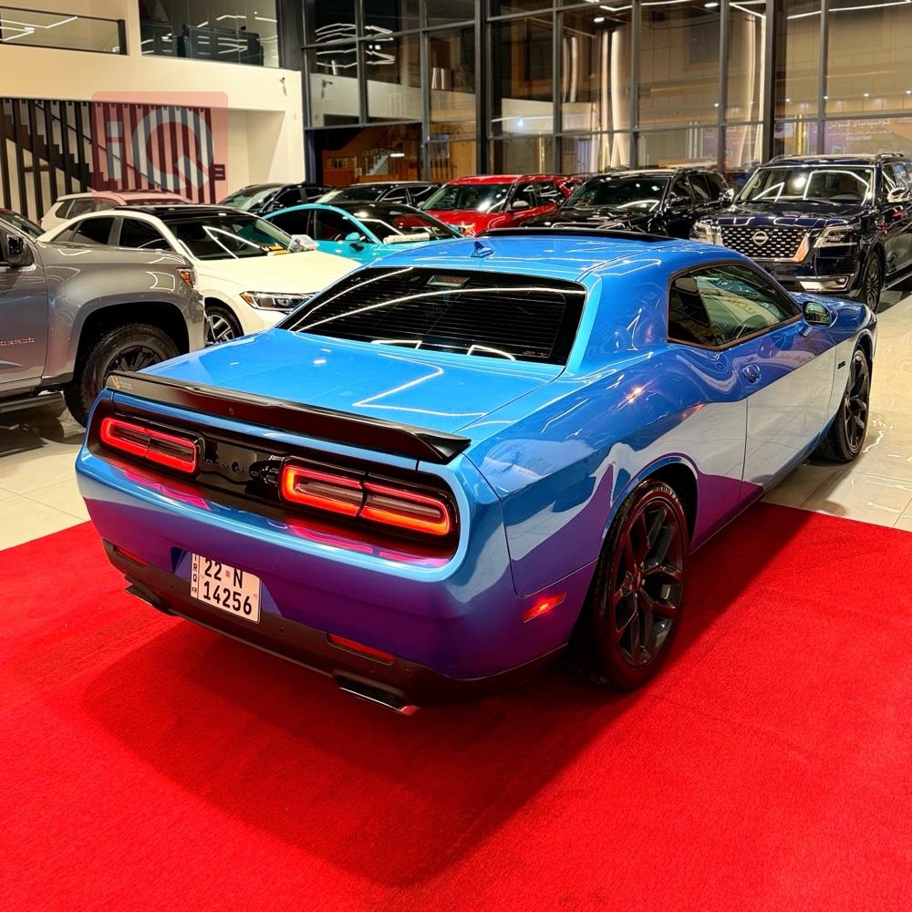 Dodge Challenger